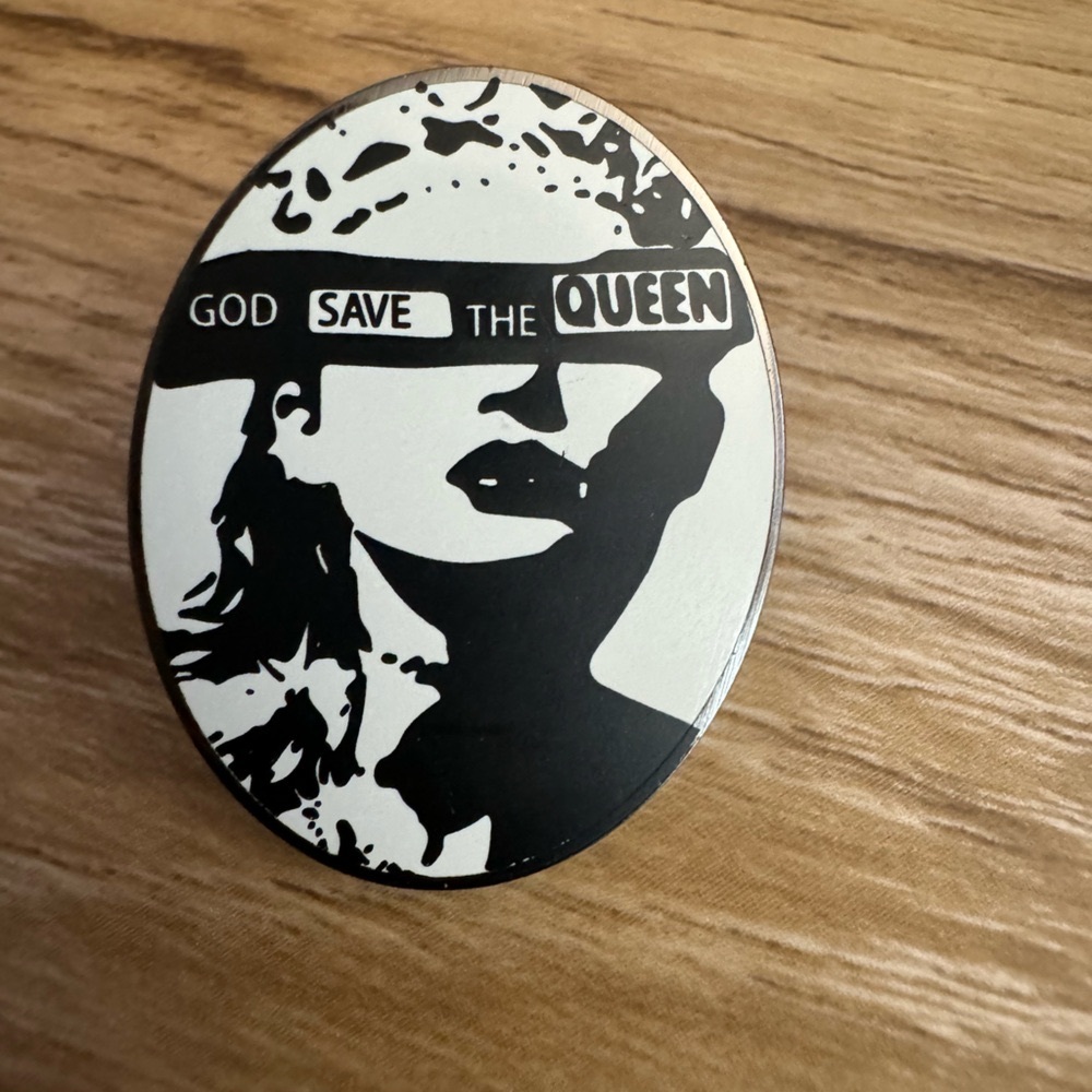 Taylor Swift - Reputation inspired enamel Pin